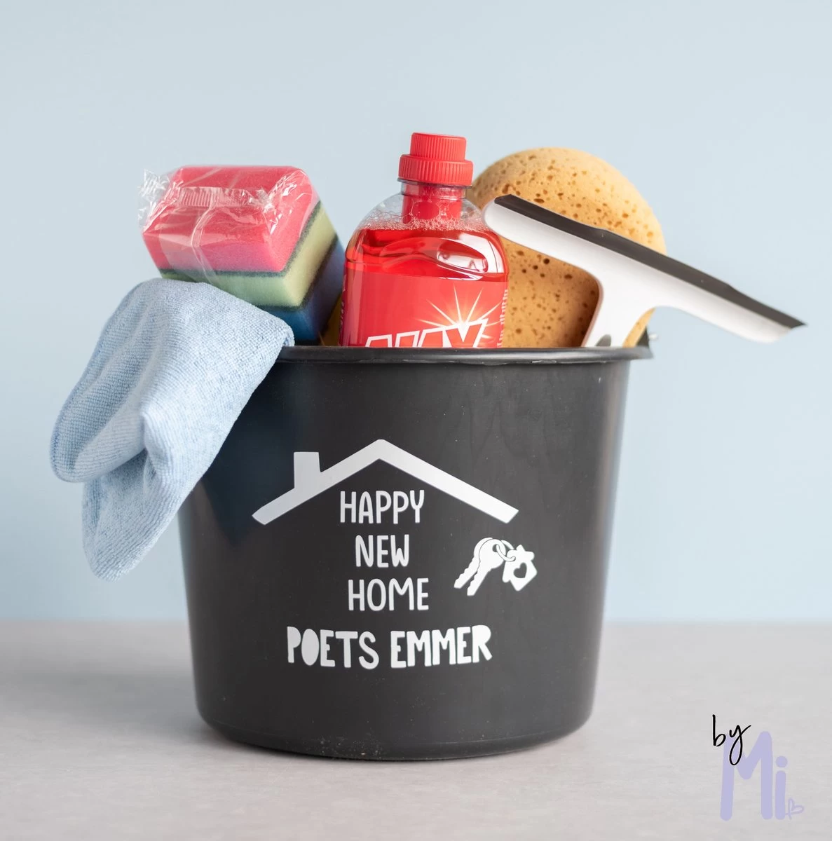 ByMi| Poetsemmer Happy New Home | Cadeautje Huis |Housewarming |Nieuwe Woning | Gepersonaliseerd 3 ByMi| Poetsemmer Happy New Home | Cadeautje Huis |Housewarming |Nieuwe Woning | Gepersonaliseerd