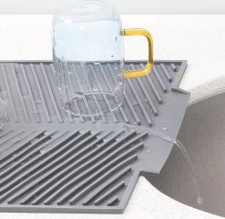 Navaris Siliconen Droogmat Met Afvoer - Aanrecht Droogmat Voor Afwas, Borden, Bestek, Glazen - Grijs 11 Navaris Siliconen Droogmat Met Afvoer - Aanrecht Droogmat Voor Afwas, Borden, Bestek, Glazen - Grijs -Leven Producten Winkel 1200x1171 1