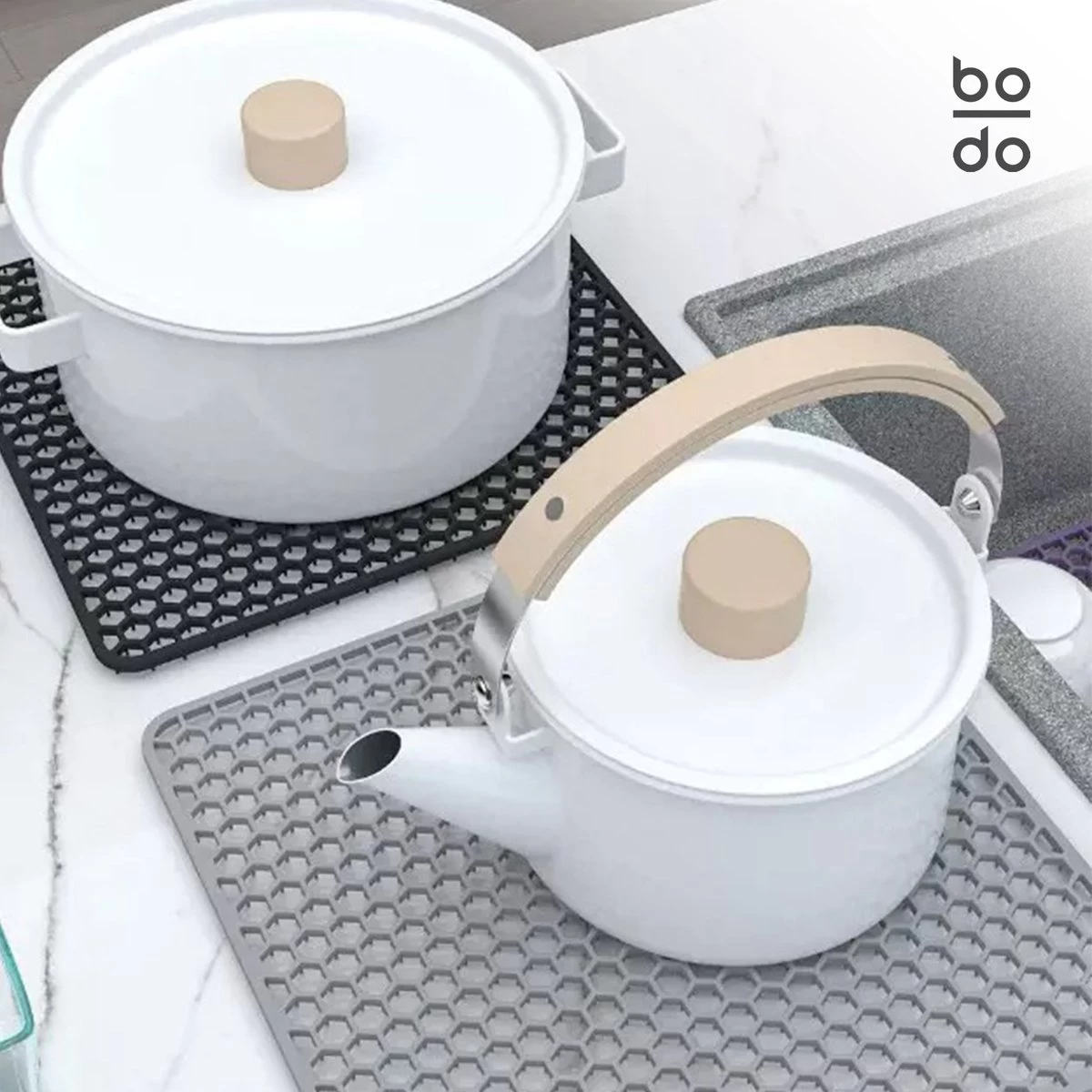 BODO Gootsteenmat Siliconen Donker Grijs - 30.5 X 30.5 Cm - Keuken Accessoires - Gootsteen Beschermer - Onderzetters Siliconen - Anti Kras - Gootsteen Accessoires 10 BODO Gootsteenmat Siliconen Donker Grijs - 30.5 X 30.5 Cm - Keuken Accessoires - Gootsteen Beschermer - Onderzetters Siliconen - Anti Kras - Gootsteen Accessoires - Afbeelding 8