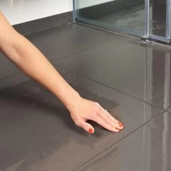 Secucare Anti Slip Spray 100ml - Antislip Voor Tegelvloeren 20 Secucare Anti Slip Spray 100ml - Antislip Voor Tegelvloeren -Leven Producten Winkel 1200x1200 961