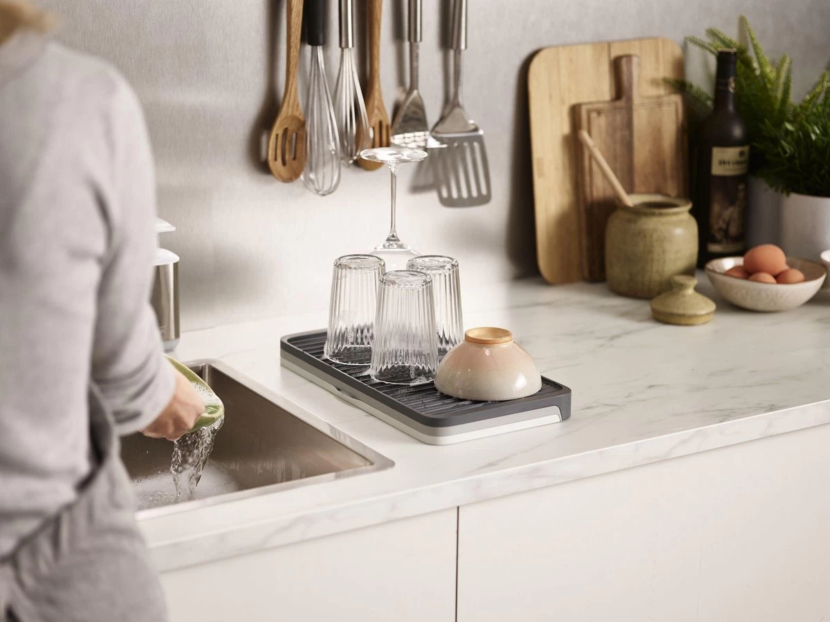 Joseph Joseph - Tier - Afdruipmat - Uitschuifbaar - Grijs 12 Joseph Joseph - Tier - Afdruipmat - Uitschuifbaar - Grijs - Afbeelding 10